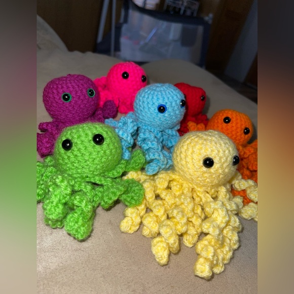 (ALL 7!) Crochet Jellyfish 🪼 - Picture 4 of 13